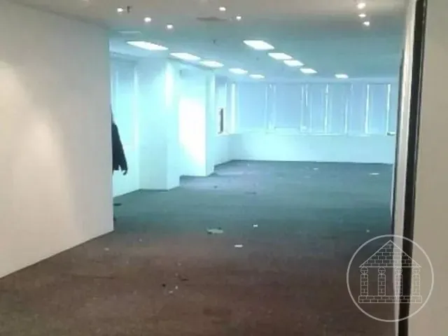 Conjunto comercial com 223m², à venda ou para alugar, no bairro Cidade Monções em São Paulo