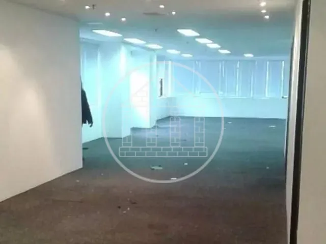 Conjunto comercial com 223m², à venda ou para alugar, no bairro Cidade Monções em São Paulo