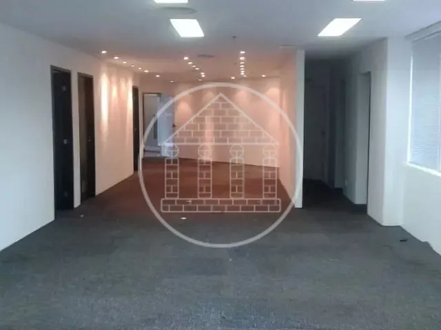 Conjunto comercial com 223m², à venda ou para alugar, no bairro Cidade Monções em São Paulo
