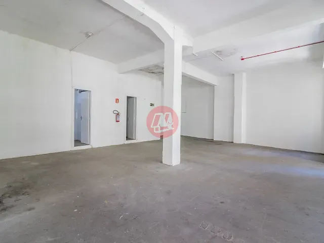 Conjunto comercial com 319m², para alugar, no bairro Centro Histórico em Porto Alegre