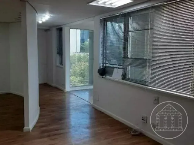 Conjunto comercial com 204m², à venda ou para alugar, no bairro Cidade Monções em São Paulo