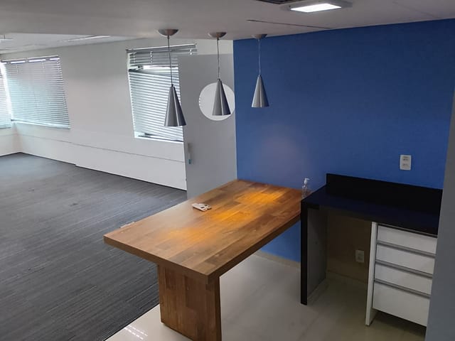 Conjunto comercial com 93m², à venda ou para alugar, no bairro Brooklin em São Paulo