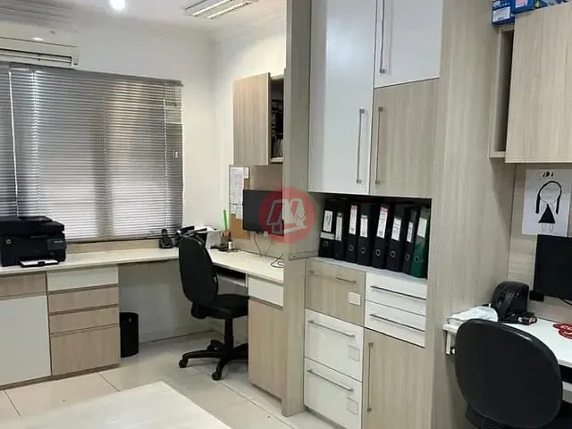 Conjunto comercial com 47m², à venda, no bairro Centro Histórico em Porto Alegre