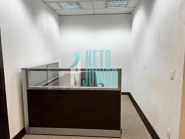 Conjunto comercial com 226m², para alugar, no bairro Vila Olímpia em São Paulo