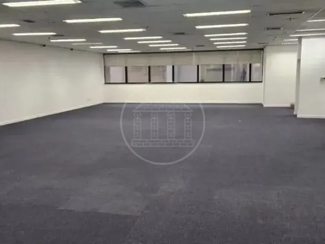 Conjunto comercial com 233m², para alugar, no bairro Jardim Paulista em São Paulo