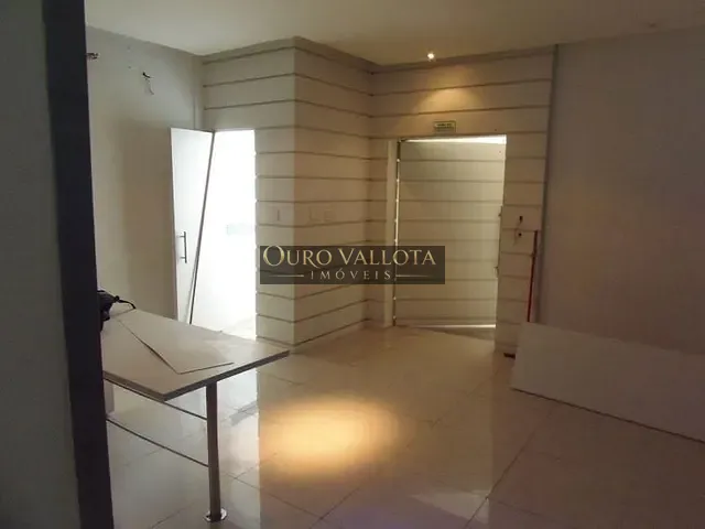 Conjunto comercial com 508m², à venda, no bairro Centro em Santos