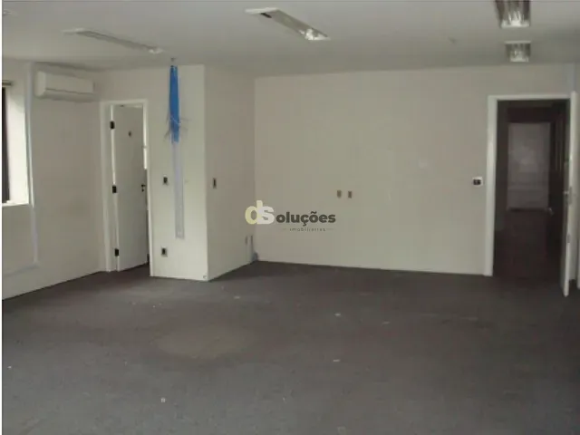 Conjunto comercial para alugar, no bairro Cerqueira César em São Paulo