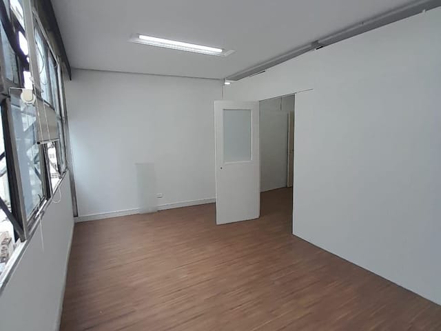 Conjunto comercial com 39m², à venda, no bairro Bela Vista em São Paulo