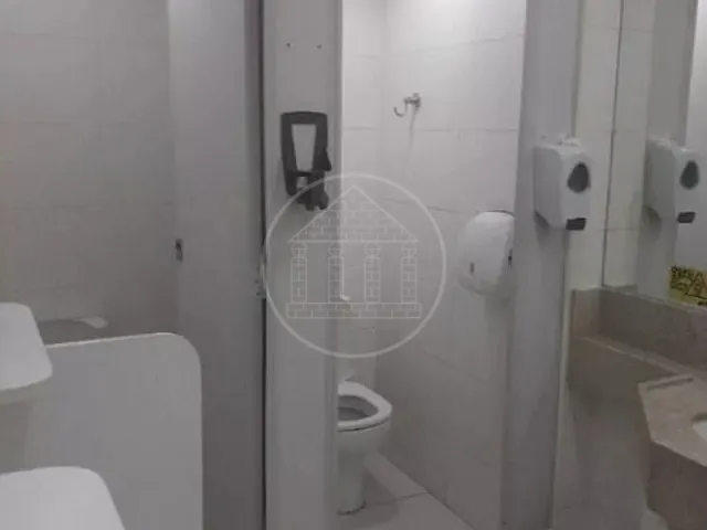Conjunto comercial com 775m², à venda ou para alugar, no bairro Pinheiros em São Paulo