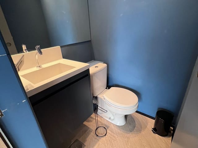 Conjunto comercial com 40m², à venda, no bairro Campo Belo em São Paulo