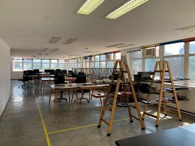 Conjunto comercial com 448m², para alugar, no bairro Pinheiros em São Paulo