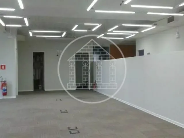 Conjunto comercial com 375m², à venda ou para alugar, no bairro Cidade Monções em São Paulo