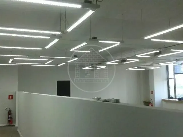 Conjunto comercial com 375m², à venda ou para alugar, no bairro Cidade Monções em São Paulo
