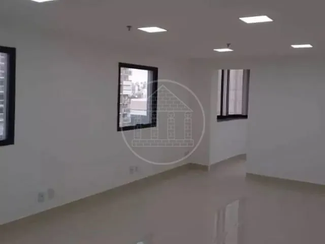 Conjunto comercial com 272m², à venda ou para alugar, no bairro Jardins em São Paulo