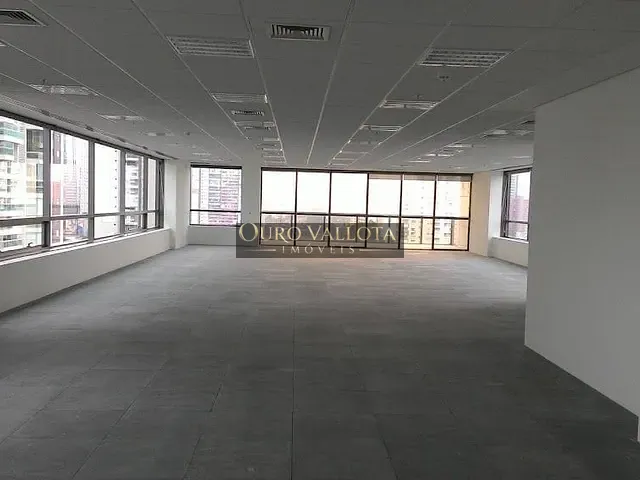 Conjunto comercial com 267m², para alugar, no bairro Brooklin em São Paulo