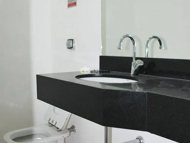 Conjunto comercial 1 quarto e 2 banheiros, para alugar, no bairro Cerqueira César em São Paulo