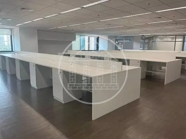 Conjunto comercial com 1550m², para alugar, no bairro Pinheiros em São Paulo