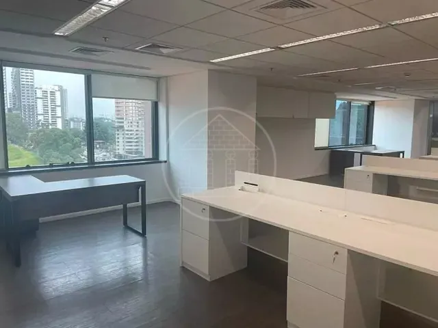 Conjunto comercial com 1550m², para alugar, no bairro Pinheiros em São Paulo
