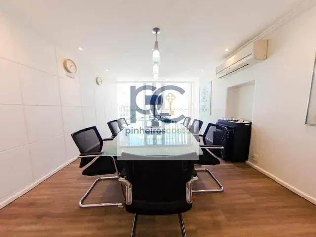 Conjunto comercial para alugar, no bairro Vila Olímpia em São Paulo