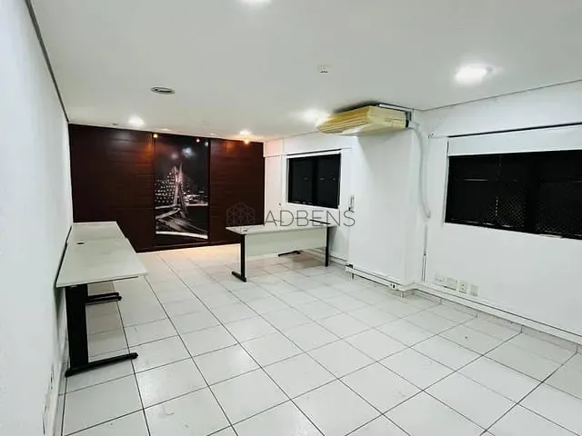 Conjunto comercial para alugar, no bairro Jardim Paulista em São Paulo