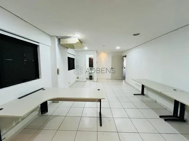 Conjunto comercial para alugar, no bairro Jardim Paulista em São Paulo