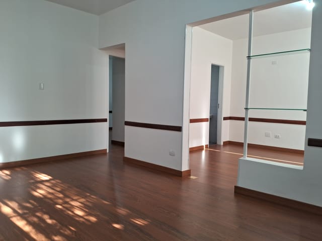 Foto do Conjunto comercial - Conjunto comercial para locação, com 80 m², 3 salas, 1 suite, 3 banheiros, copa, localização privilegiada, Moema - São Paulo -SP | Paulista Imóveis