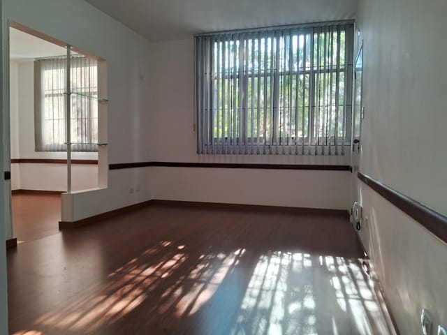 Foto do Conjunto comercial - Conjunto comercial para locação, com 80 m², 3 salas, 1 suite, 3 banheiros, copa, localização privilegiada, Moema - São Paulo -SP | Paulista Imóveis