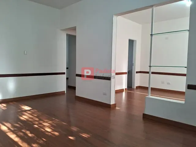 Conjunto comercial com 80m², para alugar, no bairro Moema em São Paulo