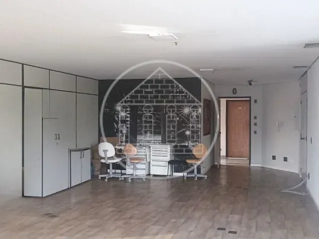 Conjunto comercial com 97m², para alugar, no bairro Chácara Santo Antônio em São Paulo