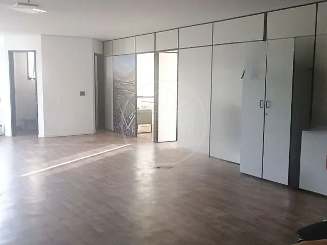 Conjunto comercial com 97m², para alugar, no bairro Chácara Santo Antônio em São Paulo