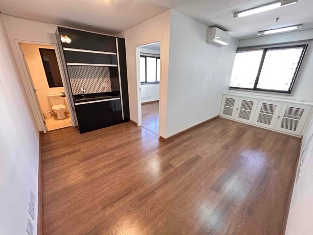 Foto do Conjunto comercial - Sala, Conjunto Comercial VENDA ou LOCAÇÃO 34 m2, 2 salas, 2 banheiros, 1 vaga, Vila Monte Alegre, São Paulo, SP | Paulista Imóveis.
