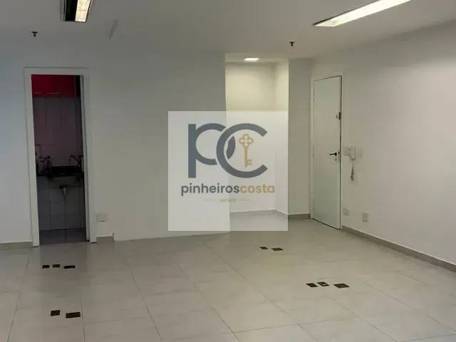 Conjunto comercial à venda, no bairro Indianópolis em São Paulo
