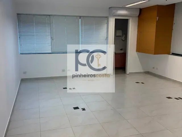 Conjunto comercial à venda, no bairro Indianópolis em São Paulo