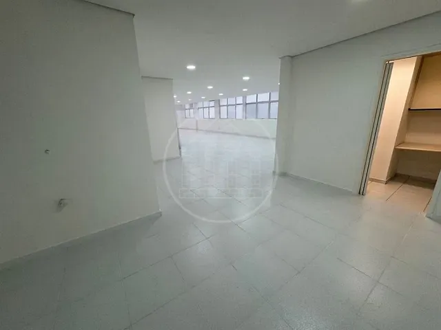Conjunto comercial com 195m², à venda ou para alugar, no bairro Bela Vista em São Paulo