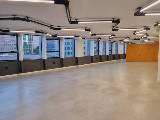 Foto do Conjunto comercial - Conjunto comercial para venda e locação na Vila Olímpia com 286.13m², 6 banheiros e 6 vagas de garagem - Próximo a estação Vila Olímpia | Miani Imóveis