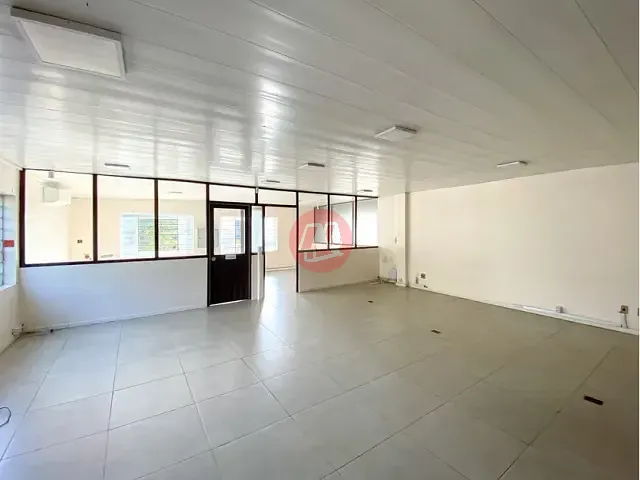 Conjunto comercial para alugar, no bairro Navegantes em Porto Alegre