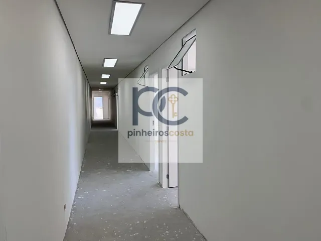 Conjunto comercial para alugar, no bairro Vila Gertrudes em São Paulo