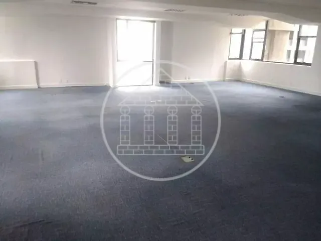 Conjunto comercial com 212m², à venda ou para alugar, no bairro Cidade Monções em São Paulo