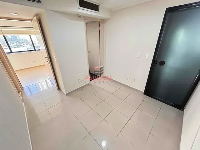 Conjunto comercial com 61m², à venda, no bairro Vila Clementino em São Paulo