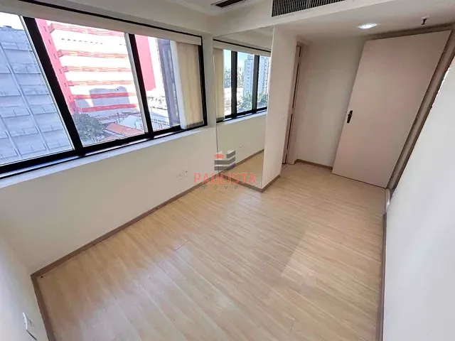 Conjunto comercial com 61m², à venda, no bairro Vila Clementino em São Paulo