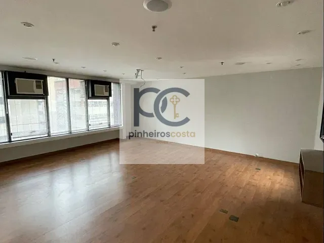 Conjunto comercial à venda ou para alugar, no bairro Brooklin Paulista em São Paulo