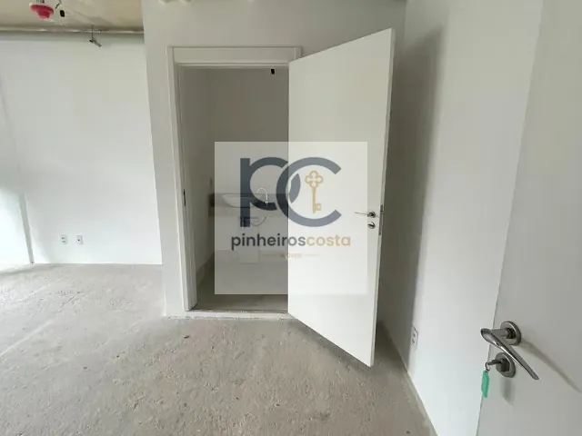 Conjunto comercial à venda, no bairro Indianópolis em São Paulo