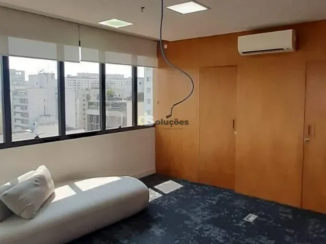 Conjunto comercial à venda ou para alugar, no bairro Santa Cecília em São Paulo