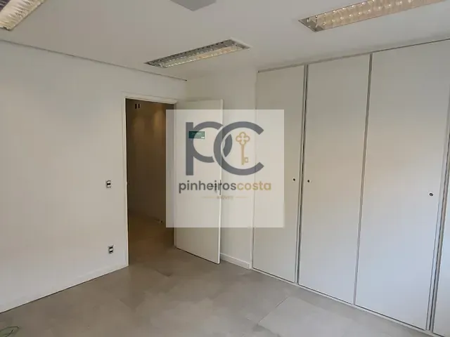 Conjunto comercial à venda, no bairro Itaim Bibi em São Paulo