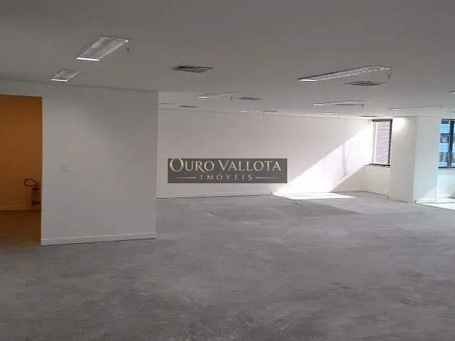 Conjunto comercial com 206m², para alugar, no bairro Cidade Monções em São Paulo