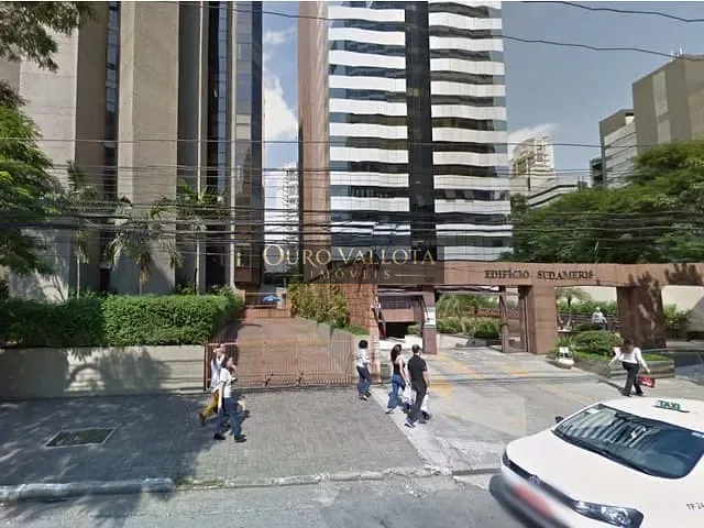 Conjunto comercial com 206m², para alugar, no bairro Cidade Monções em São Paulo