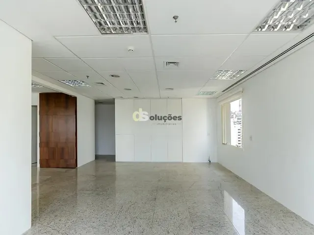 Conjunto comercial à venda ou para alugar, no bairro Consolação em São Paulo