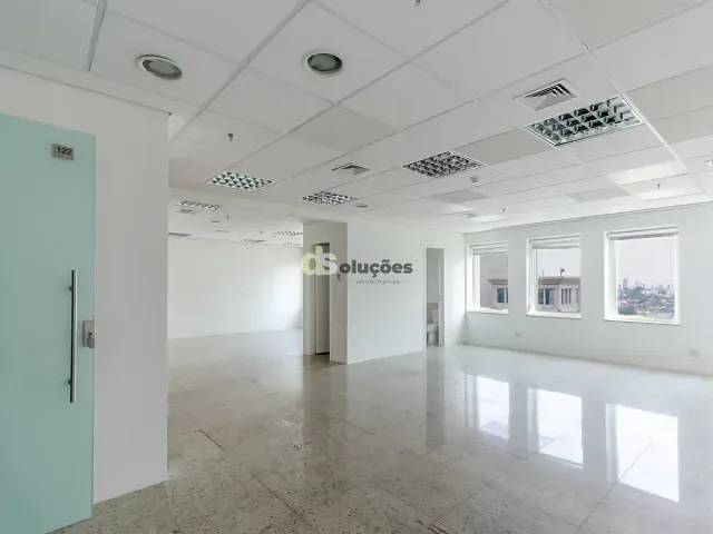 Conjunto comercial à venda ou para alugar, no bairro Consolação em São Paulo