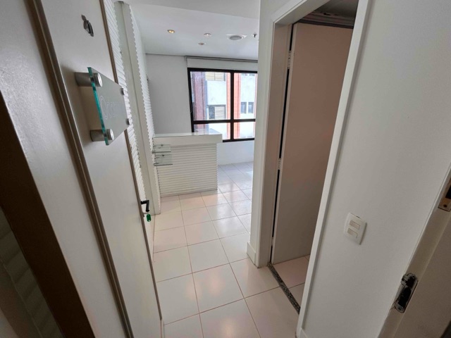 Foto do Conjunto comercial - Conjunto Comercial para VENDA e LOCAÇÃO de 32 m2, 2 salas, 1 banh, 1 vaga, Jardim Paulista, São Paulo, SP | Paulista Imóveis.
