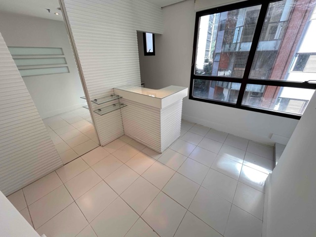Foto do Conjunto comercial - Conjunto Comercial para VENDA e LOCAÇÃO de 32 m2, 2 salas, 1 banh, 1 vaga, Jardim Paulista, São Paulo, SP | Paulista Imóveis.
